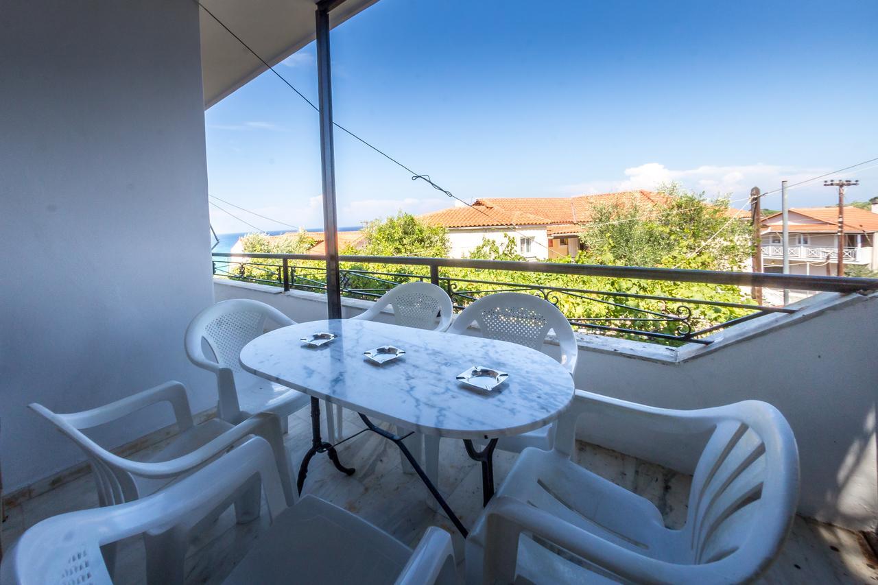 Velendzas Holidays Alykanas  Extérieur photo