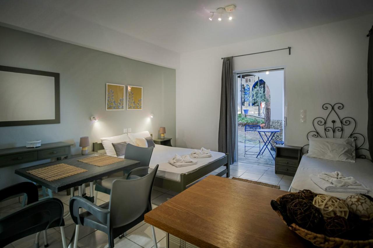 Velendzas Holidays Alykanas  Extérieur photo