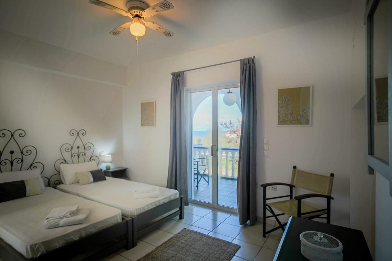 Velendzas Holidays Alykanas  Extérieur photo